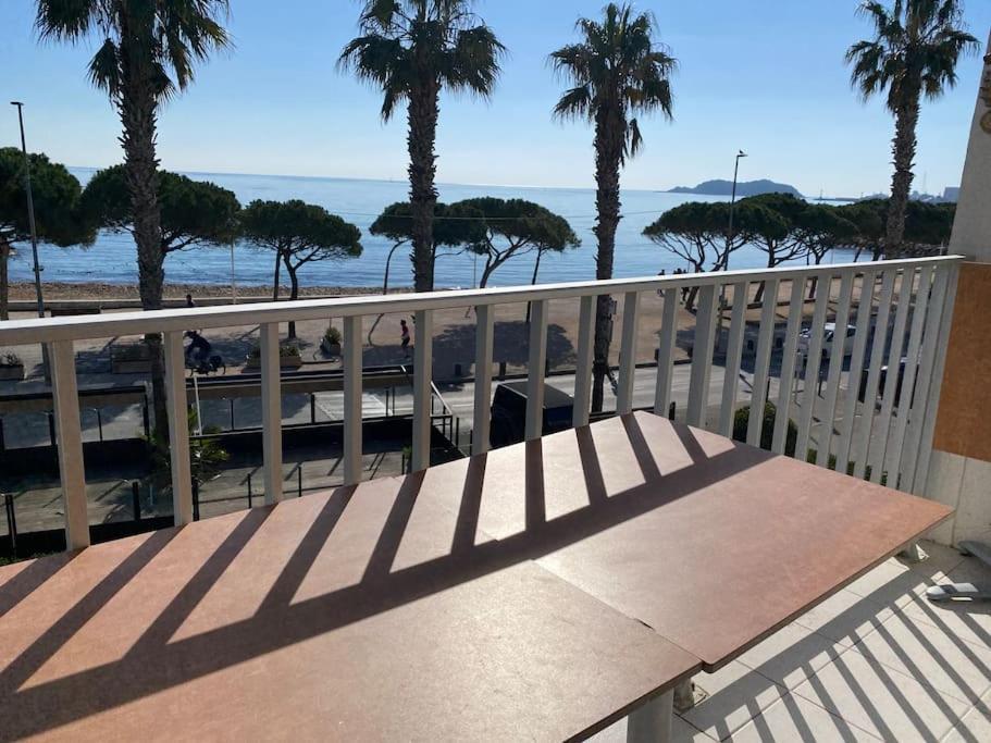 T3 Sur La Plage Vue Feerique Mer,Wifi, Parking Inclus , Clim La Ciotat Exterior photo